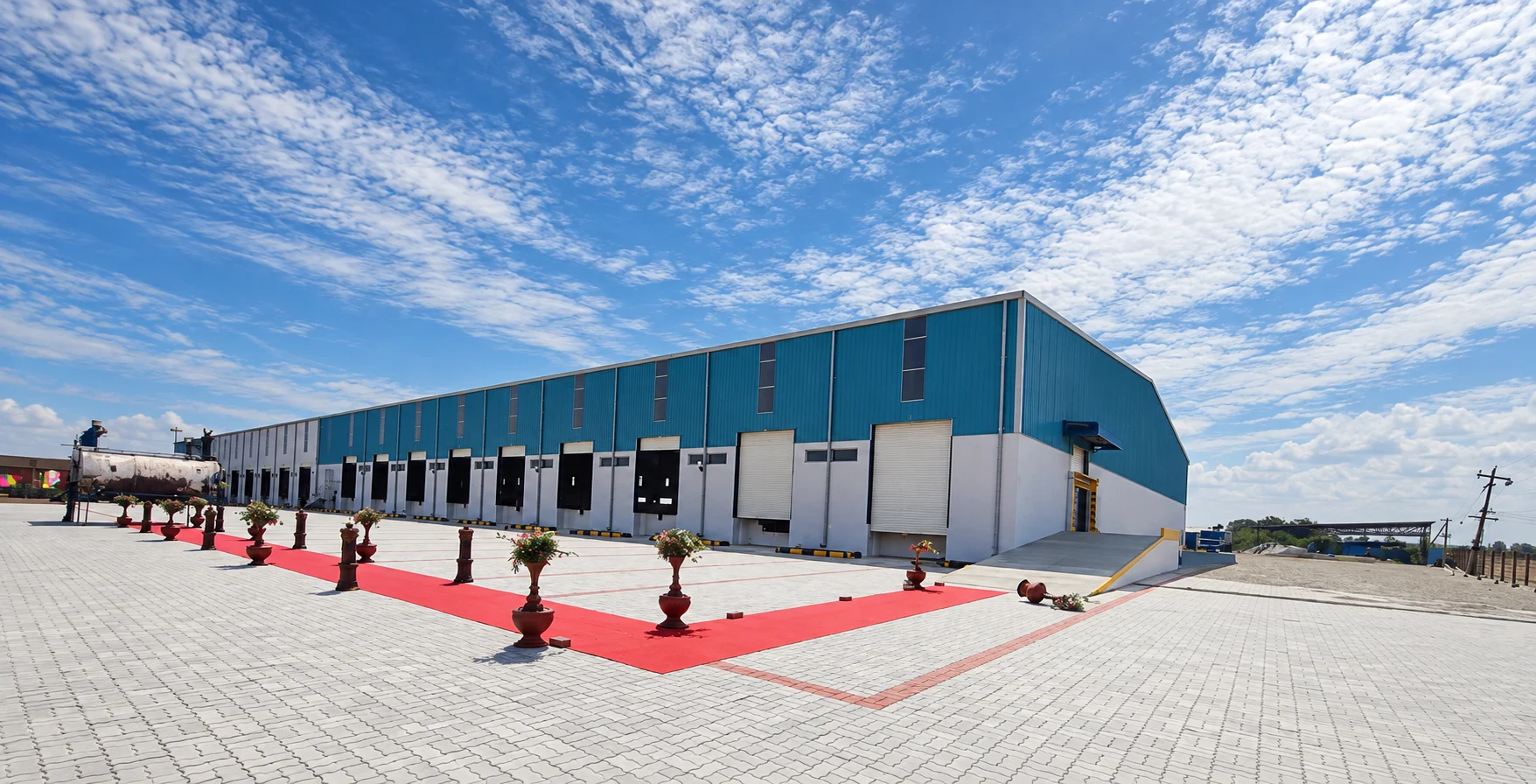 Completed import and export warehouse
